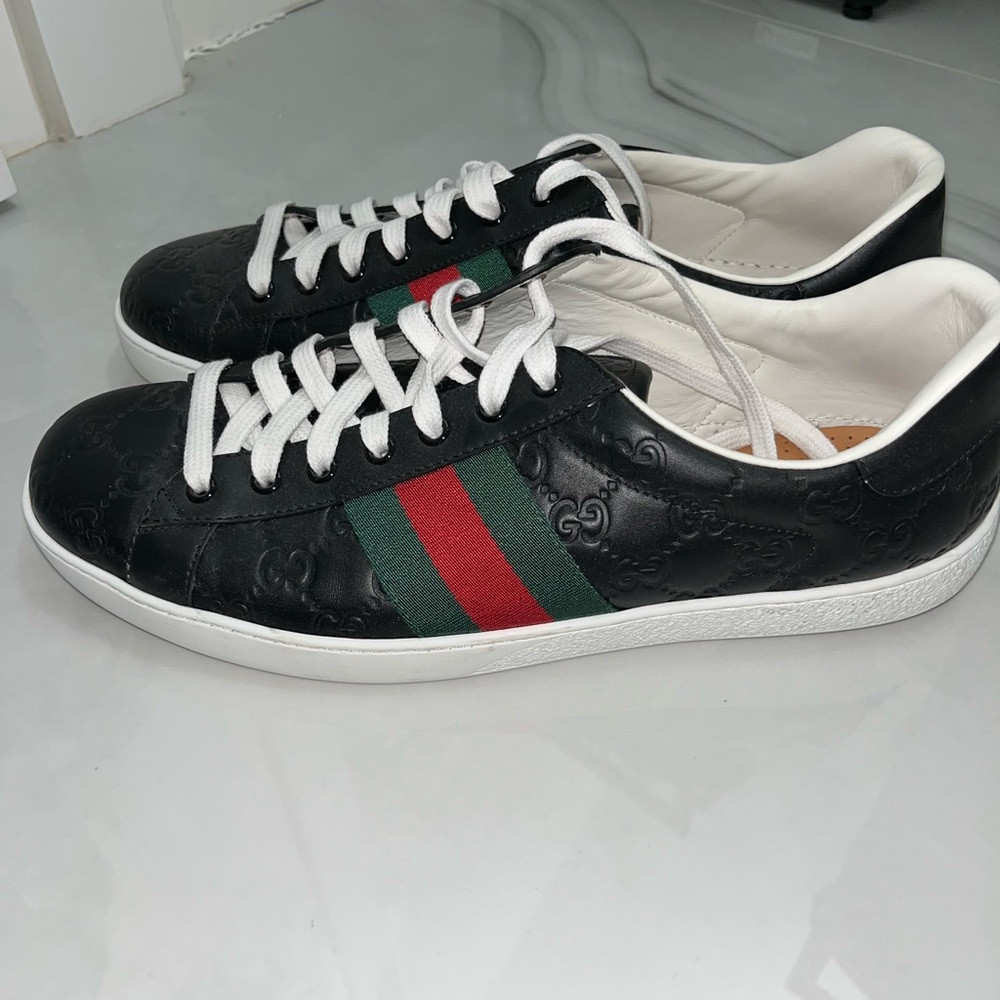 Black Gucci sneakers, US Men 10.5, mint condition never worn